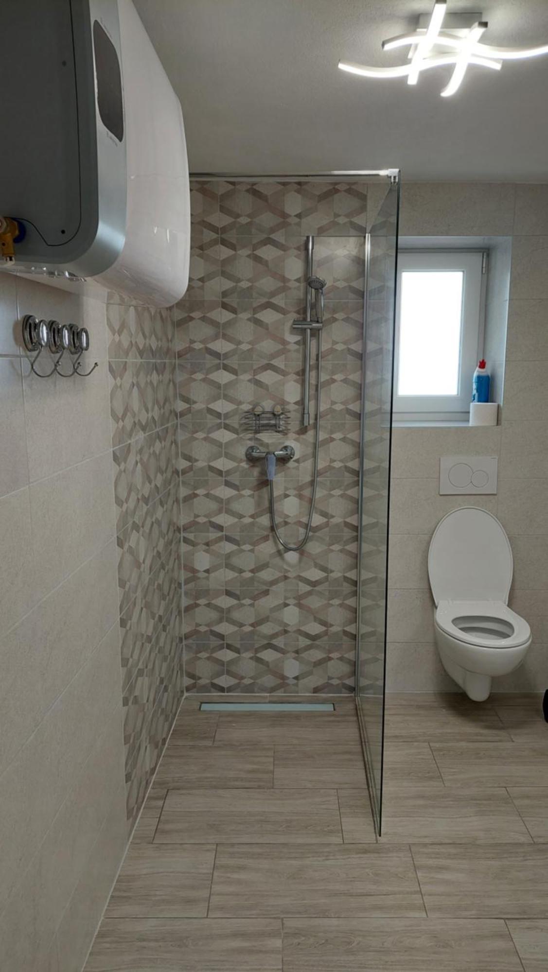 איזולה Apartma Lili מראה חיצוני תמונה