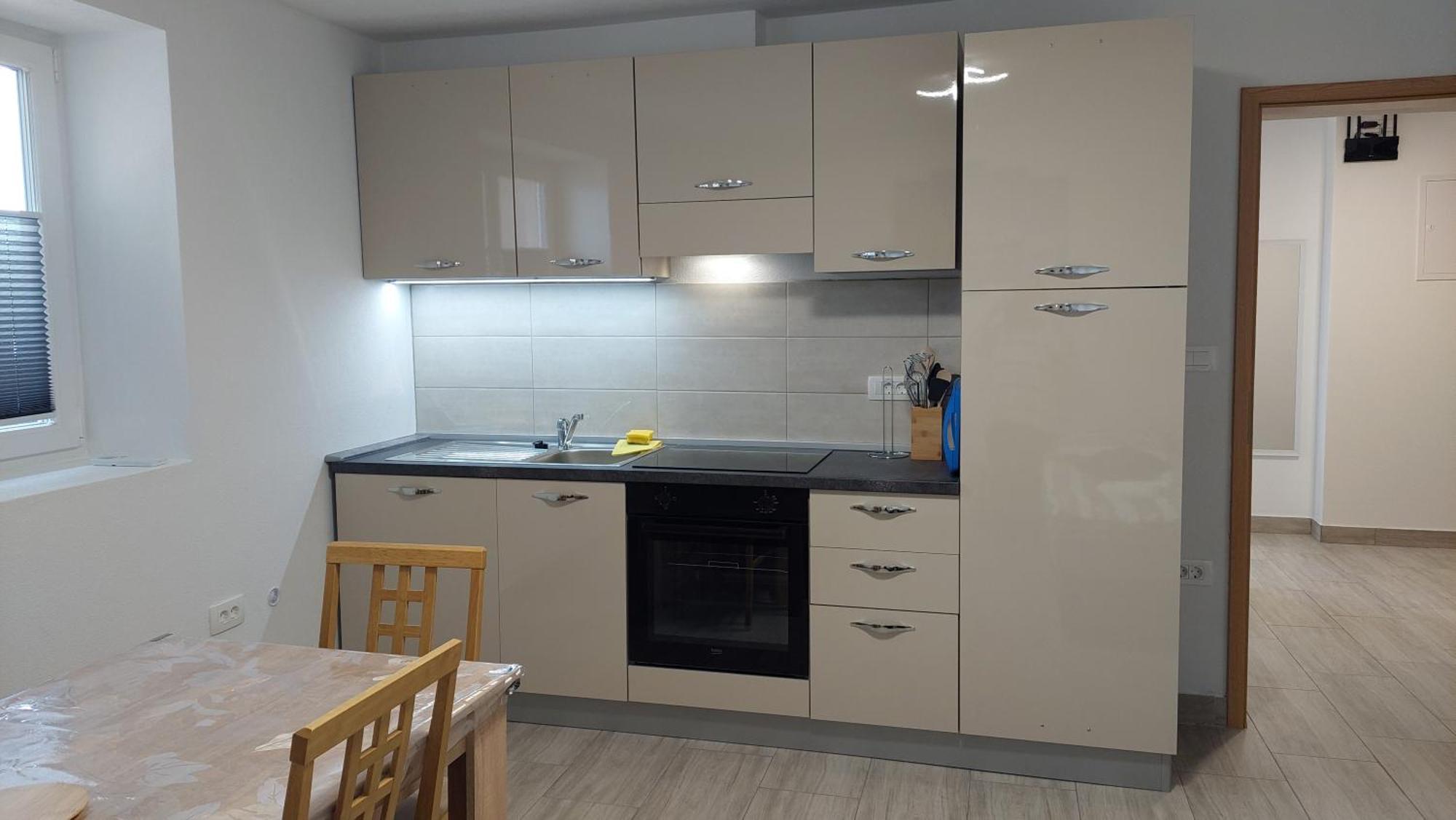 איזולה Apartma Lili מראה חיצוני תמונה